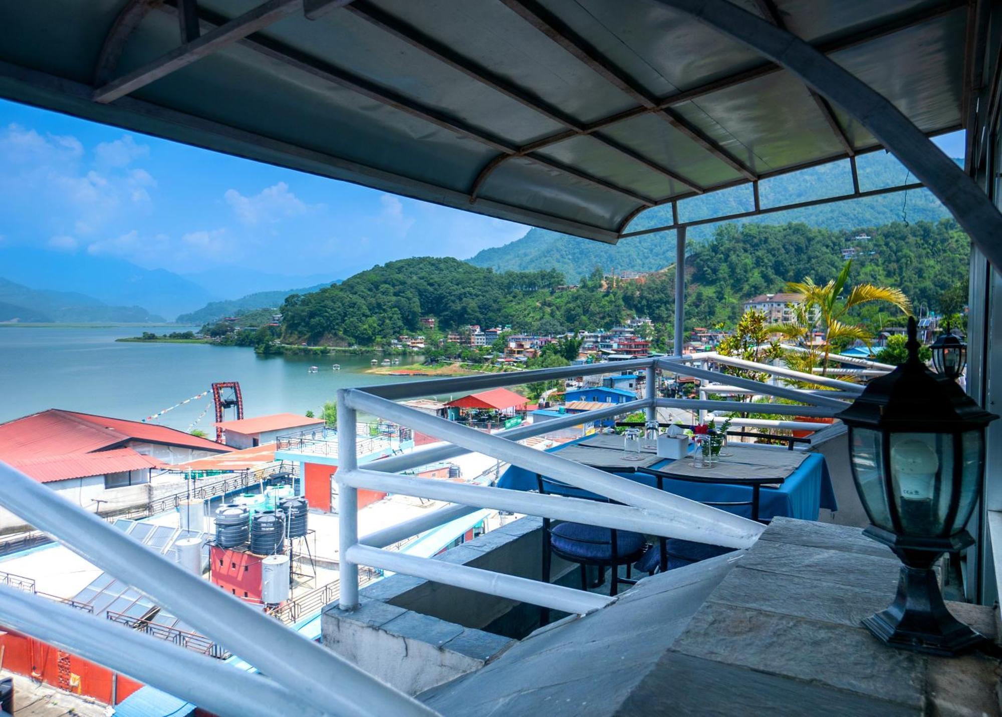 Hotel Kunja Pokhara Exterior photo