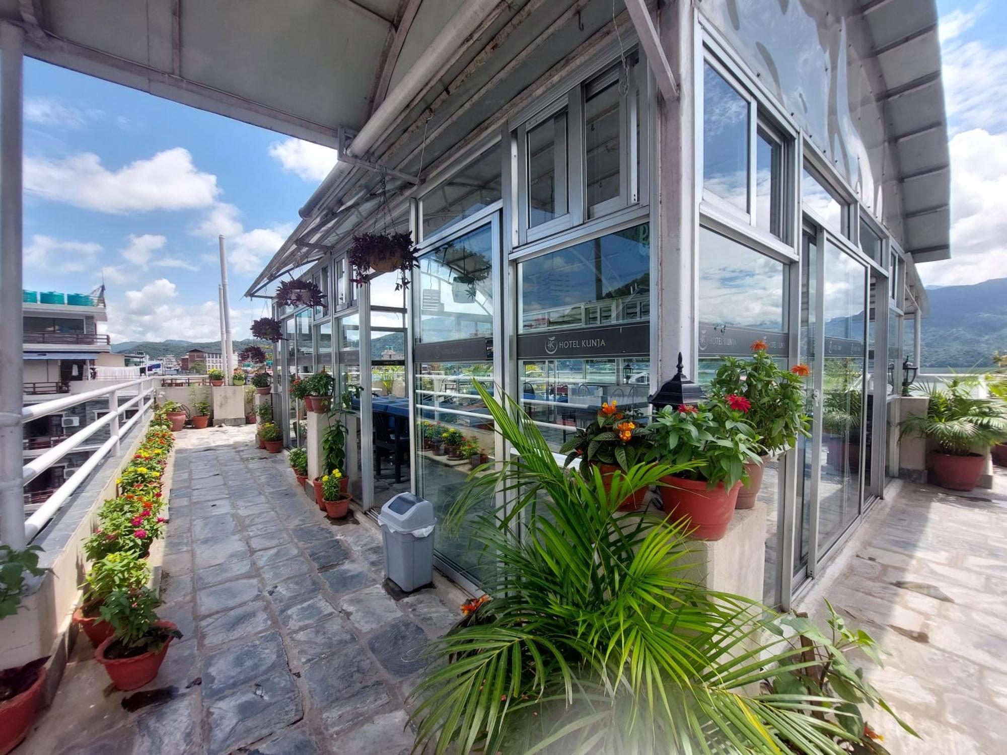 Hotel Kunja Pokhara Exterior photo